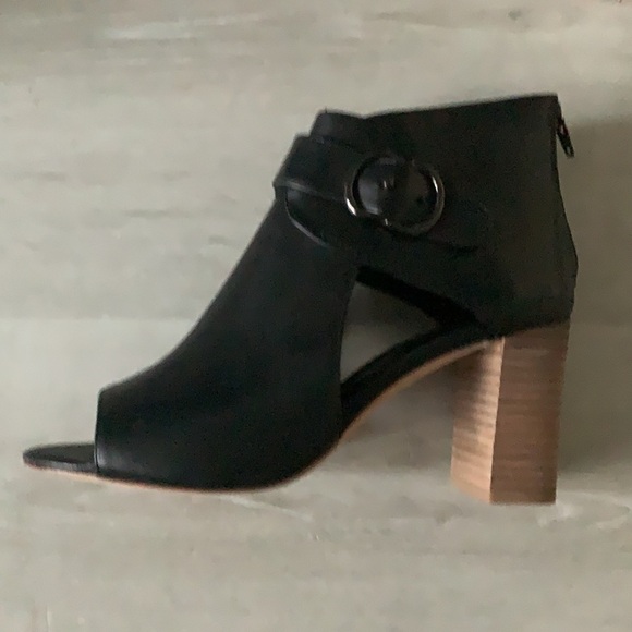 Vaneli black‎ booties heels open toe black buckle - Picture 2 of 7